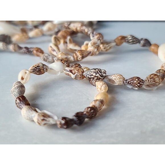 Vintage Shell Beaded Necklace - Picture 8 of 10